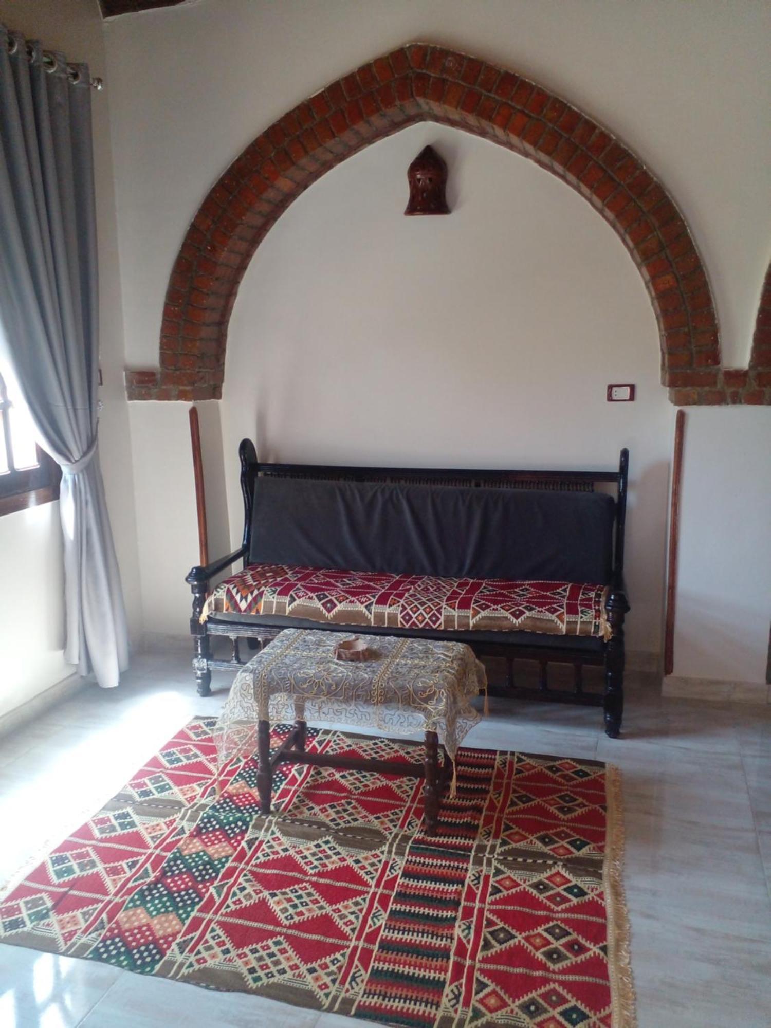 Tasneem Palace *