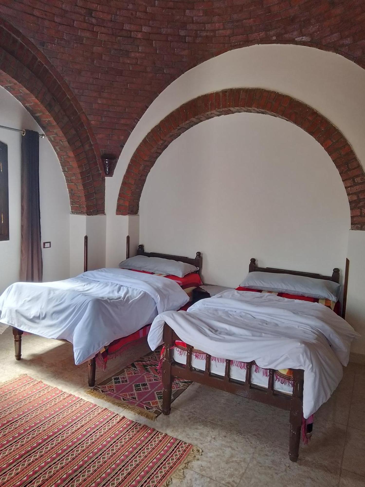 Tasneem Palace *